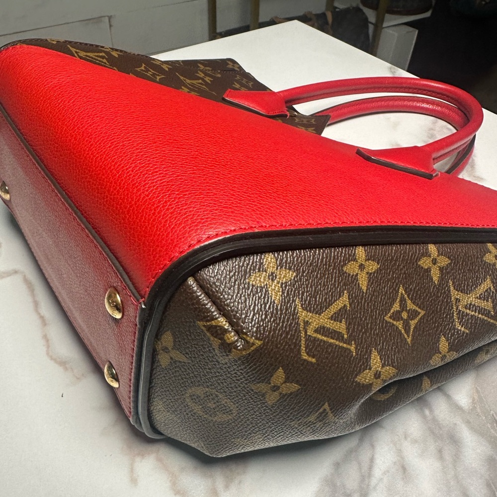 Louis Vuitton Kimono PM - Picture 9 of 14